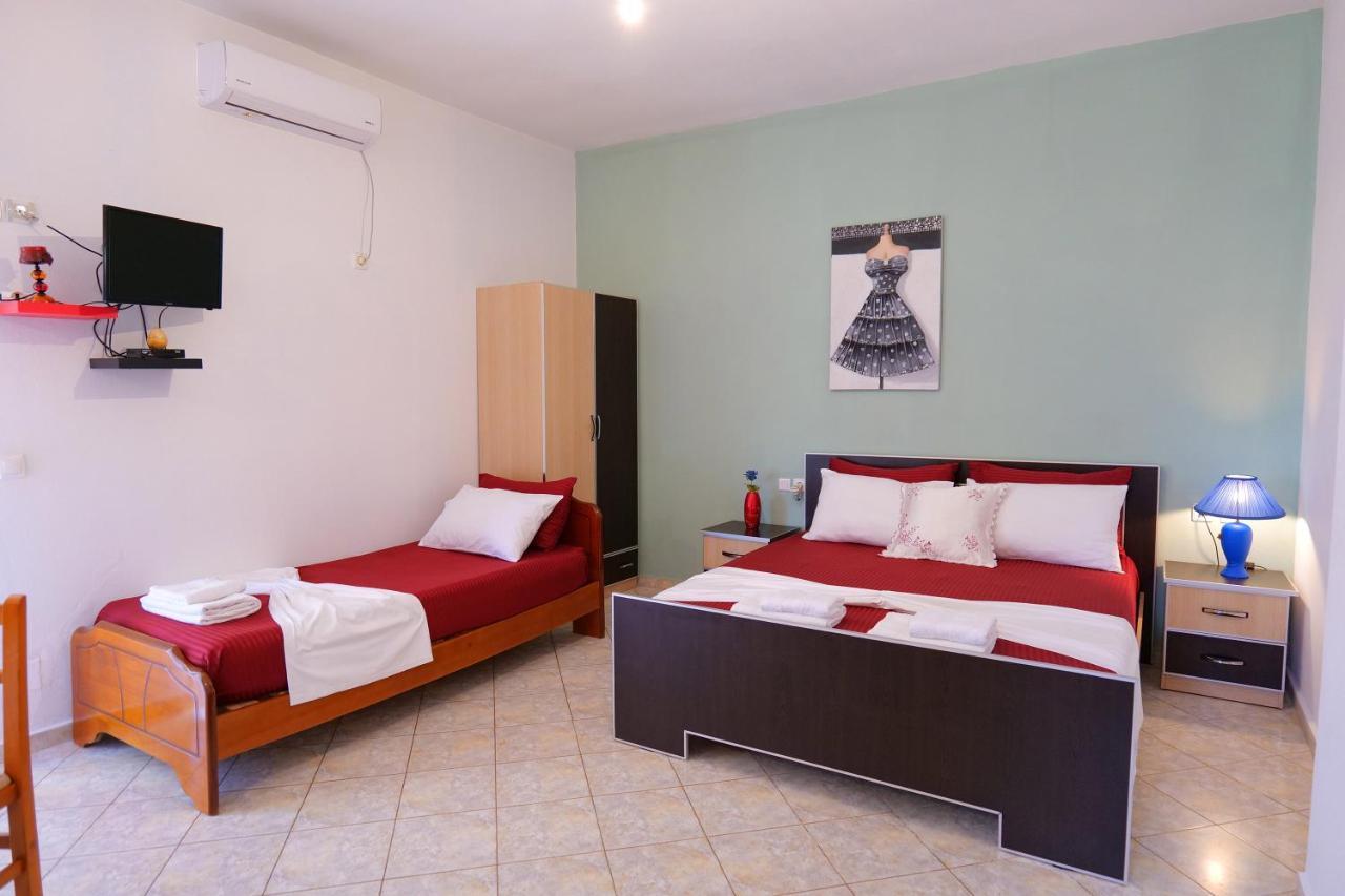 Villa Seventh Heaven Sarande Exterior photo