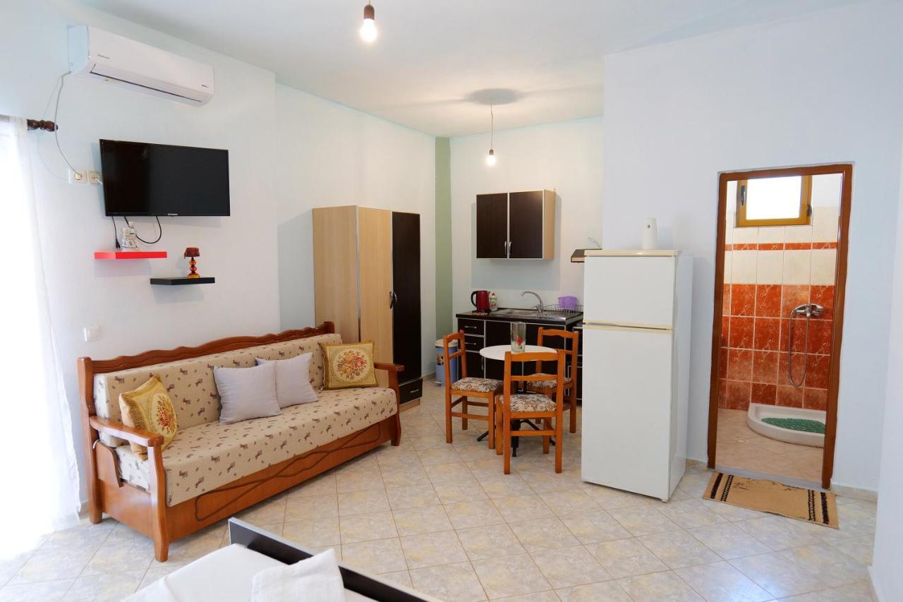 Villa Seventh Heaven Sarande Exterior photo